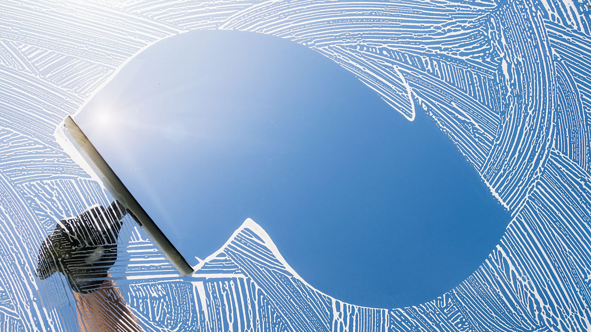 3 Telltale Signs It's Time to Replace Your Old Glass Cleaning Tools